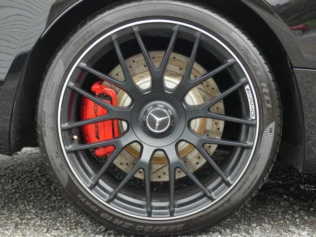 MERCEDES AMG C-CLASS 46