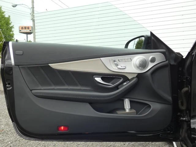 MERCEDES AMG C-CLASS 35
