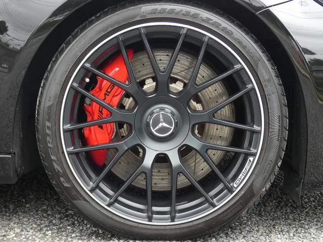 MERCEDES AMG C-CLASS 45