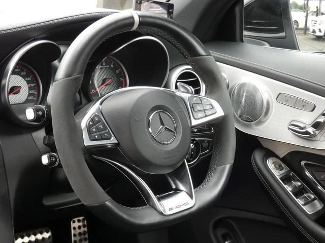 MERCEDES AMG C-CLASS 12