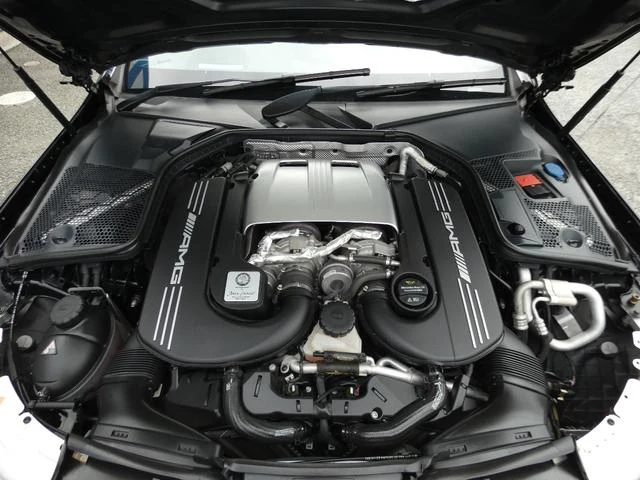 MERCEDES AMG C-CLASS 21