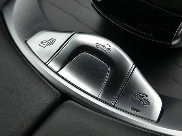 MERCEDES AMG C-CLASS 38