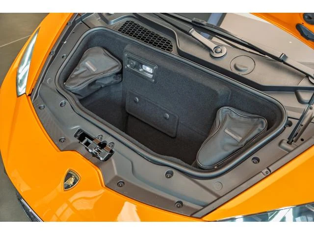 Lamborghini HURACAN 19