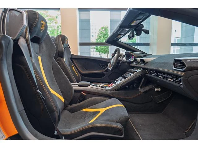Lamborghini HURACAN 29