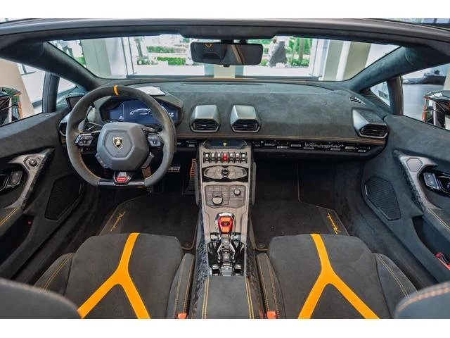 Lamborghini HURACAN 25