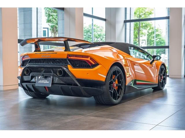 Lamborghini HURACAN 9
