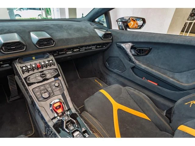 Lamborghini HURACAN 27