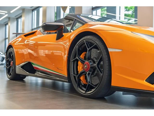 Lamborghini HURACAN 14