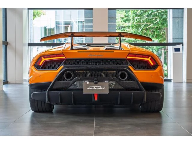 Lamborghini HURACAN 7