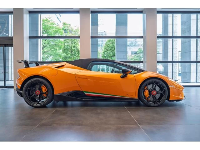 Lamborghini HURACAN 11