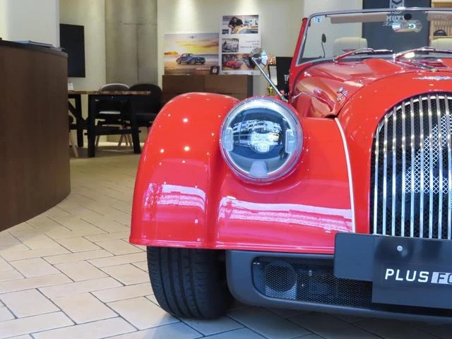 Morgan PLUS4 24