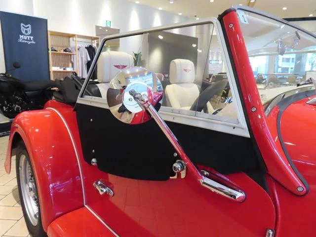 Morgan PLUS4 22