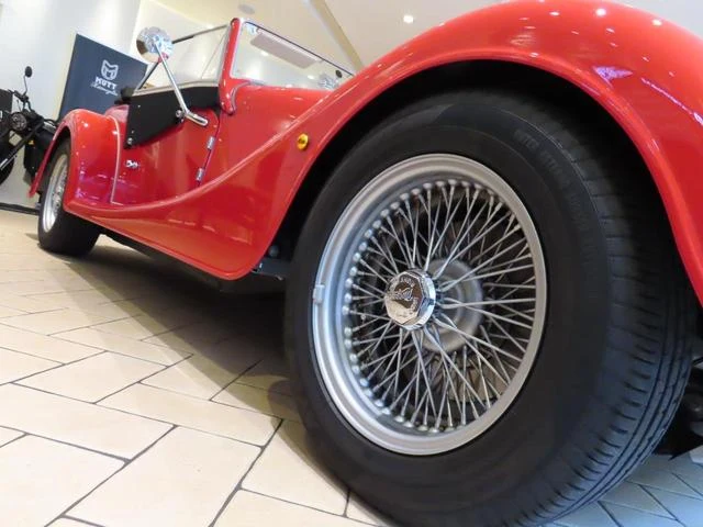 Morgan PLUS4 11