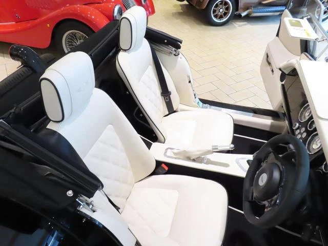 Morgan PLUS4 27