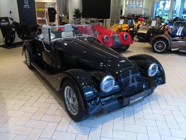Morgan PLUS4 9
