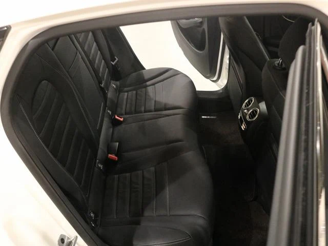 MERCEDES AMG GLC 19