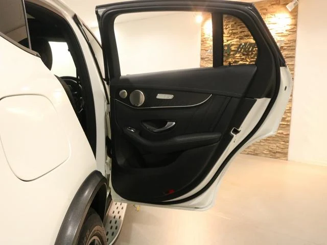 MERCEDES AMG GLC 46
