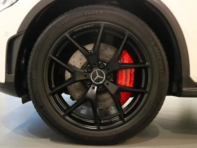MERCEDES AMG GLC 6