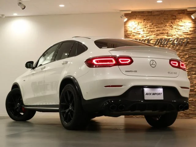 MERCEDES AMG GLC 2