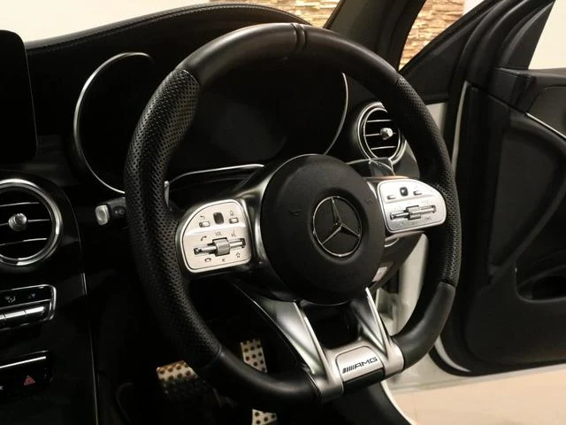 MERCEDES AMG GLC 11