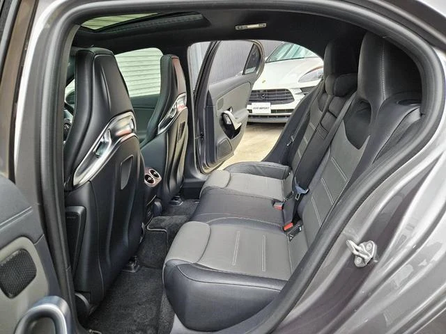 MERCEDES AMG A-CLASS 17