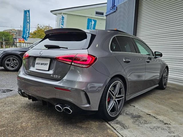 MERCEDES AMG A-CLASS 27
