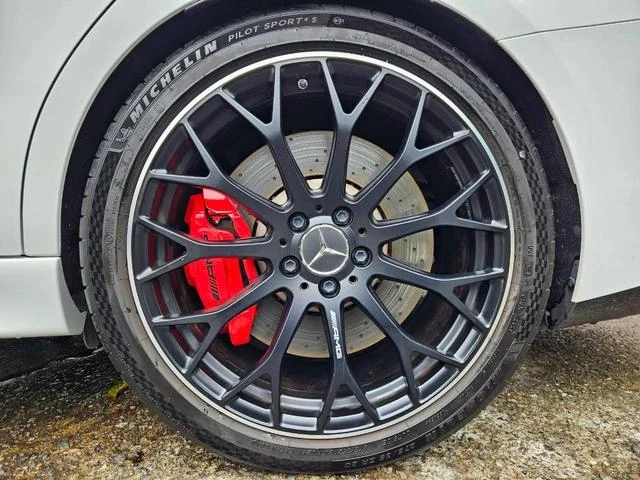MERCEDES AMG C-CLASS 30