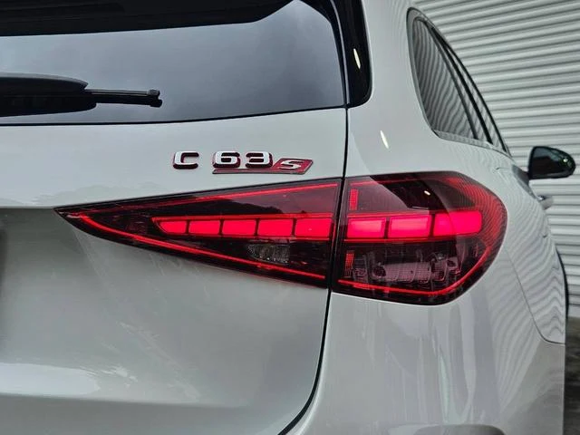 MERCEDES AMG C-CLASS 4