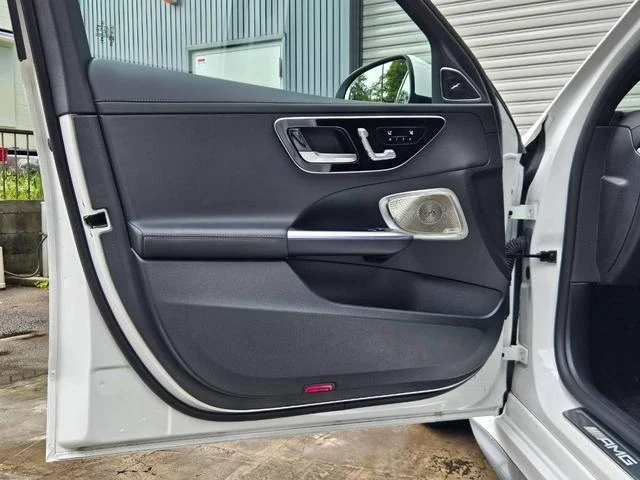 MERCEDES AMG C-CLASS 45