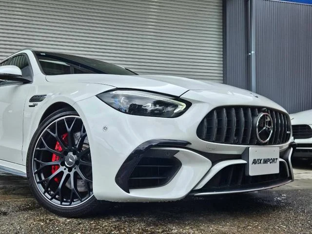 MERCEDES AMG C-CLASS 5