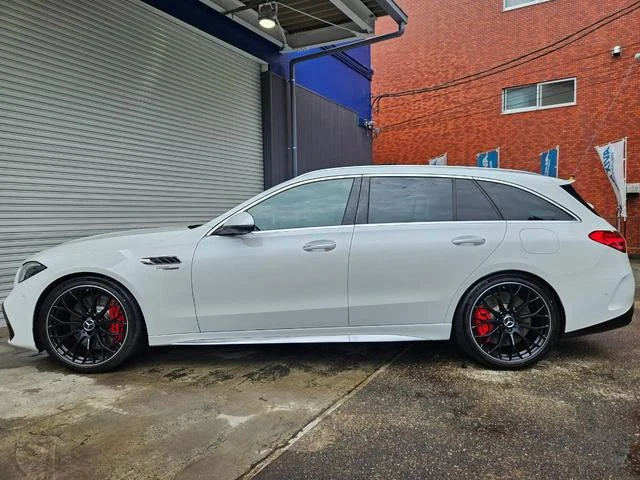 MERCEDES AMG C-CLASS 24