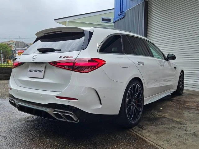 MERCEDES AMG C-CLASS 27