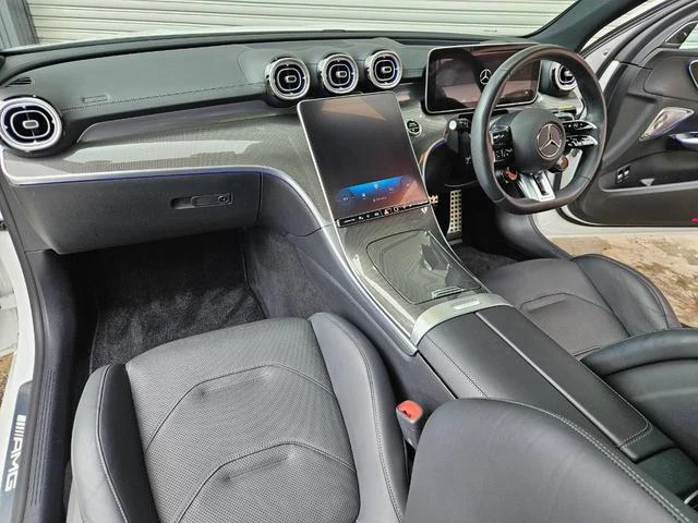MERCEDES AMG C-CLASS 8