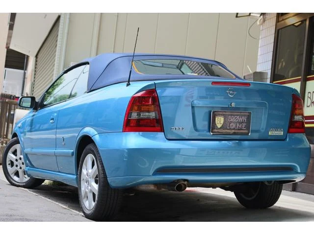 Opel ASTRA 8