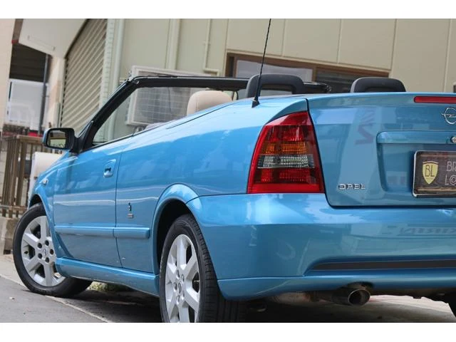 Opel ASTRA 48