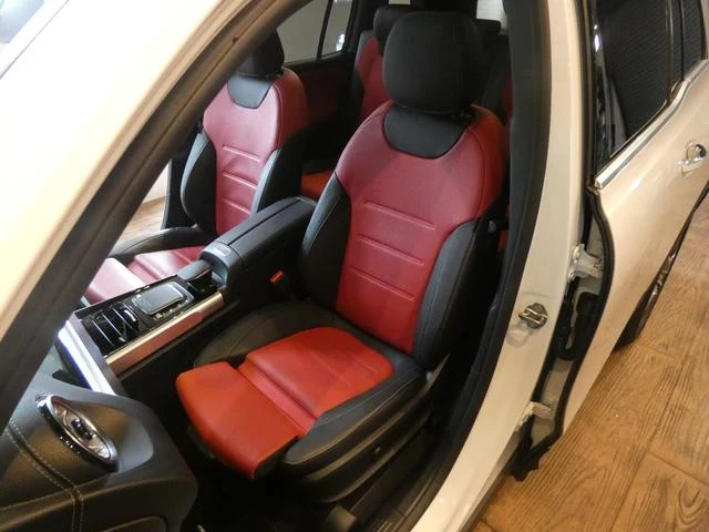 MERCEDES AMG GLB 45