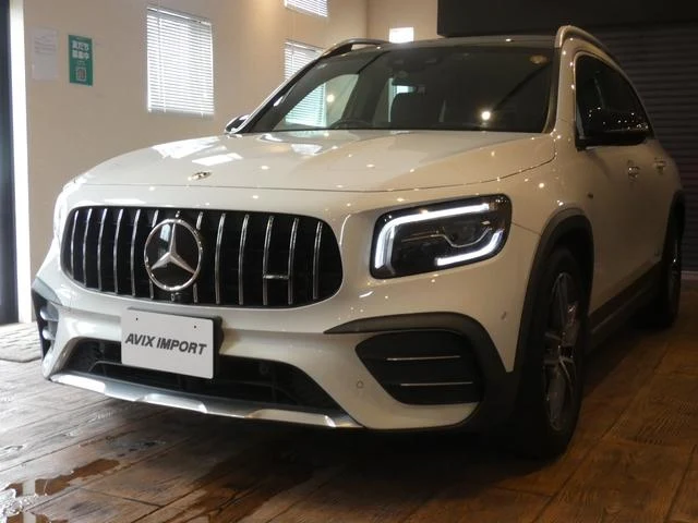 MERCEDES AMG GLB 32