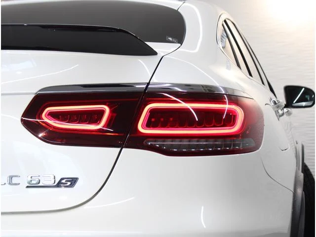 MERCEDES AMG GLC 3