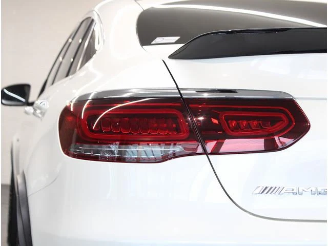 MERCEDES AMG GLC 46