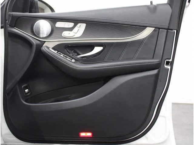 MERCEDES AMG GLC 60