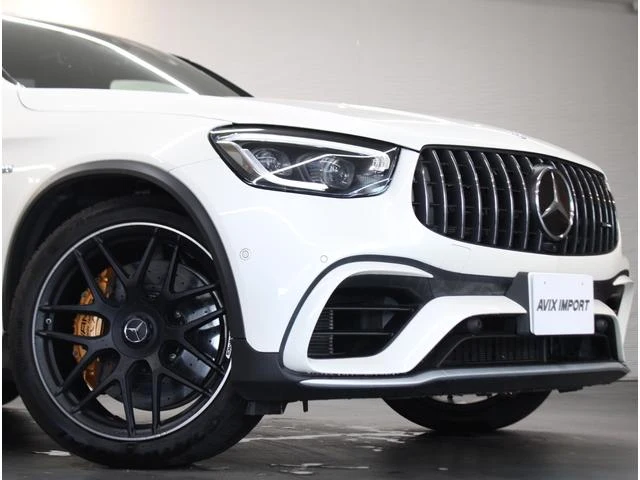 MERCEDES AMG GLC 4