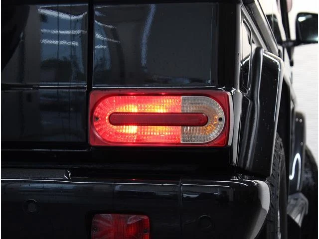 MERCEDES BENZ G-CLASS 4