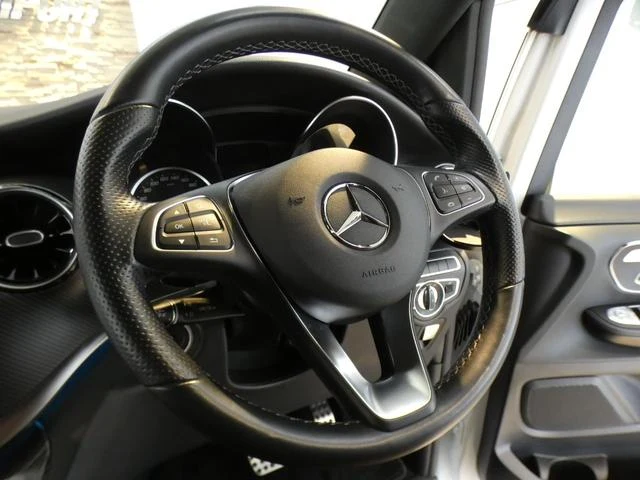MERCEDES BENZ V-CLASS 8