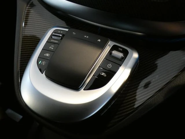 MERCEDES BENZ V-CLASS 30