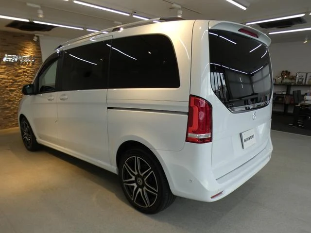 MERCEDES BENZ V-CLASS 41