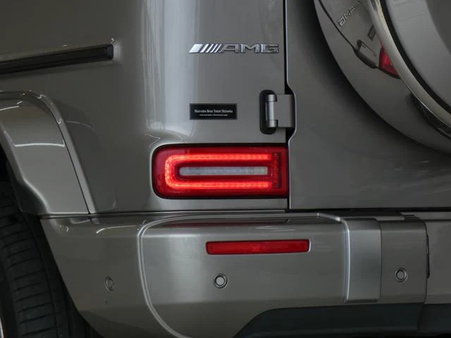 MERCEDES AMG G-CLASS 4