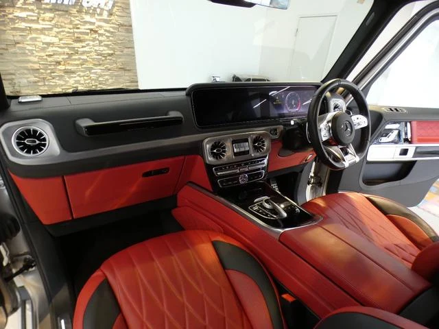 MERCEDES AMG G-CLASS 8