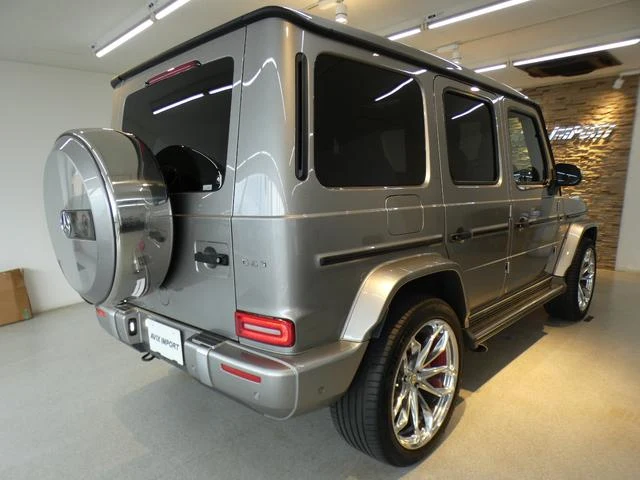 MERCEDES AMG G-CLASS 33