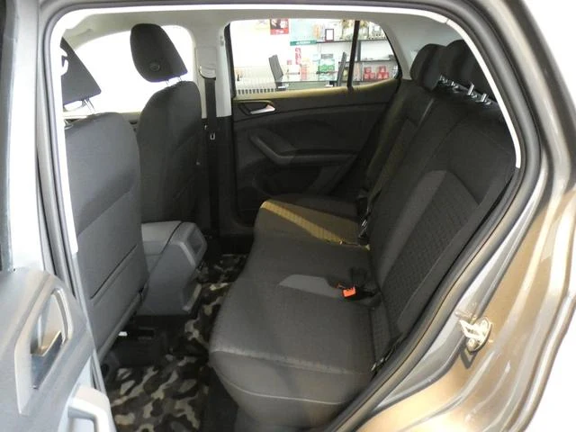 Volkswagen T-CROSS 17