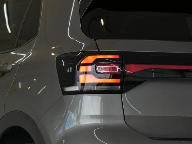 Volkswagen T-CROSS 4